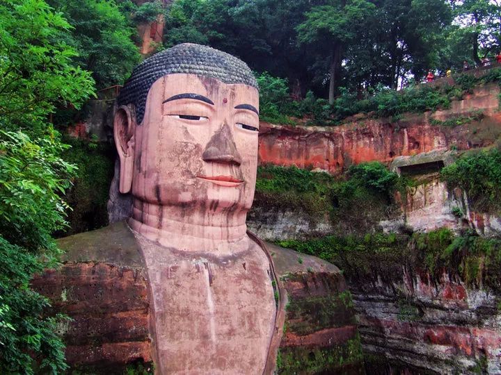 乐山大佛很恐怖?为什么乐山大佛不能拜